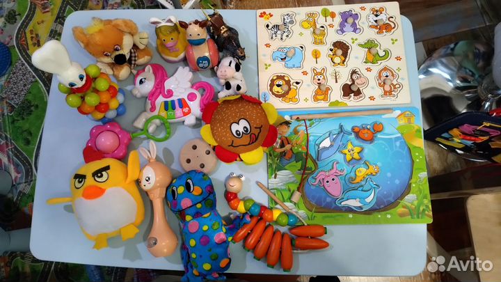 Развивающие игрушки пакетом