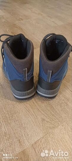 Обувь трекинговая 39
