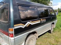 Mitsubishi Delica 2.5 AT, 1992, 150 000 км, с пробегом, цена 520 000 руб.