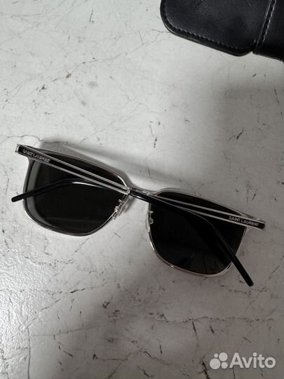 Солнцезащитные очки Saint Laurent SL428