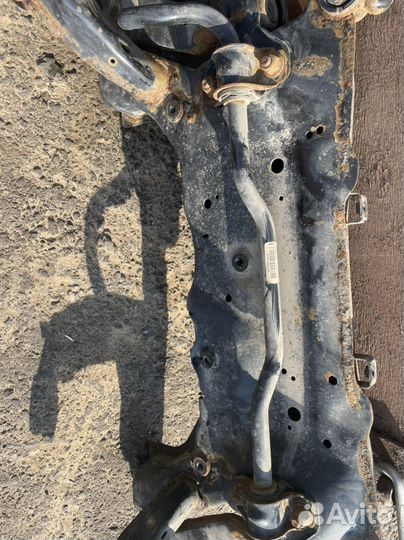 Подрамник передний Ford Focus 3