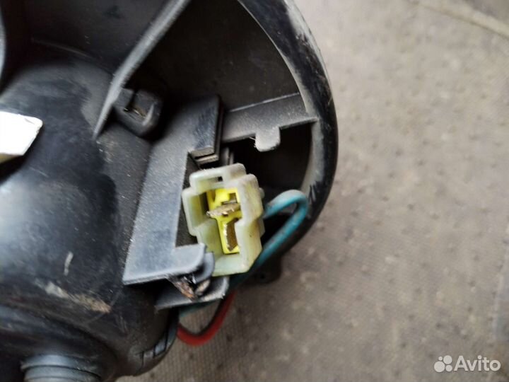 Моторчик печки митсубиси каризма 1999г