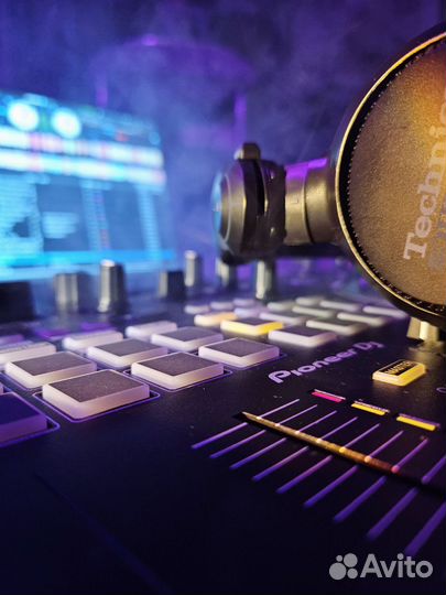 Dj контролер Pioneer DDJ REV-1