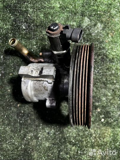 Насос гура Chevrolet Lacetti 2.0