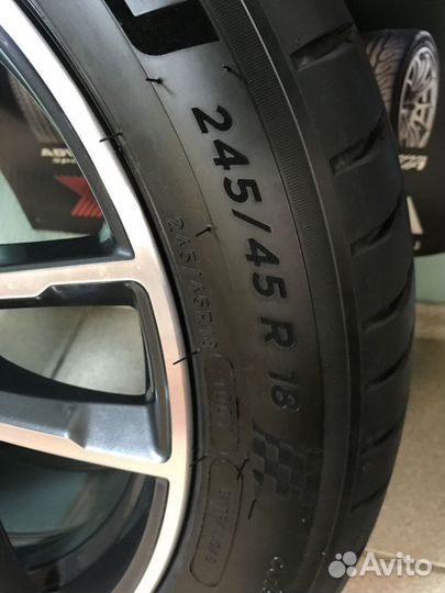 Комплект в сборе R18 на BMW G30 оригинальный