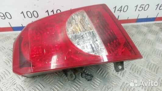 Фонарь задний правый dodge caliber (6BR15MY01)