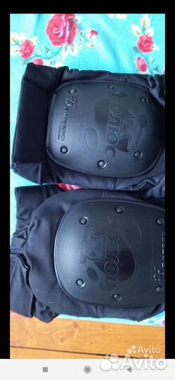 Наколенники