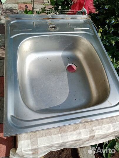 Бак, раковины, уголок, труба, лист