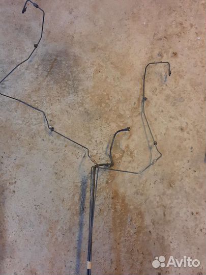 Трубки топливные, тормозные Ford Focus 2