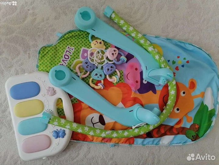 Развивающий коврик