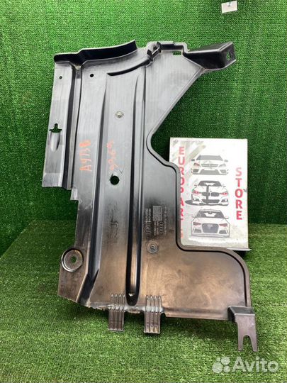 Защита днища кузова задняя правая Audi A4 (B8)