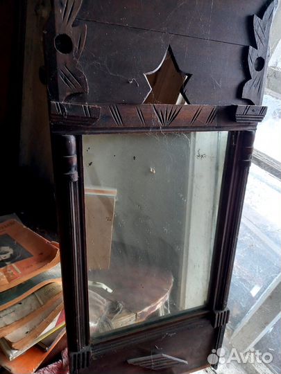 Старинное антикварное зеркало