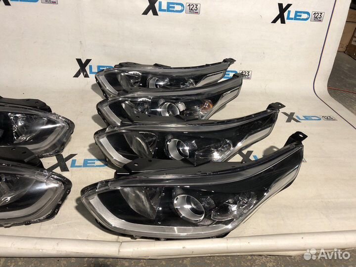 Фара правая левая Kia Ceed 3 галоген с дхо