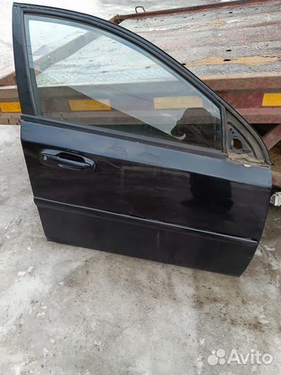 Дверь передняя правая Chevrolet Lacetti