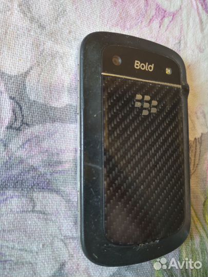 Смартфон BlackBerry Bold 9900