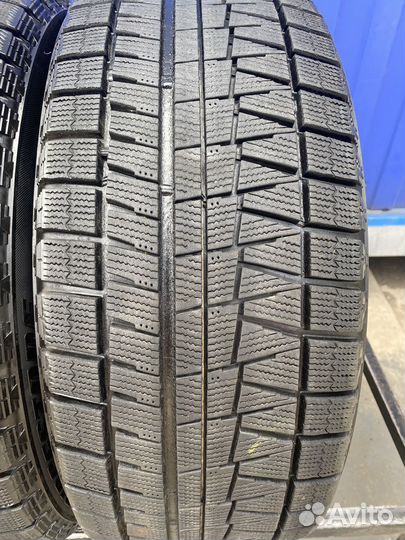 Bridgestone Blizzak Revo GZ 225/50 R17