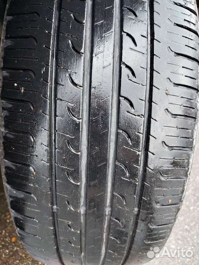 Goodyear EfficientGrip 225/55 R19