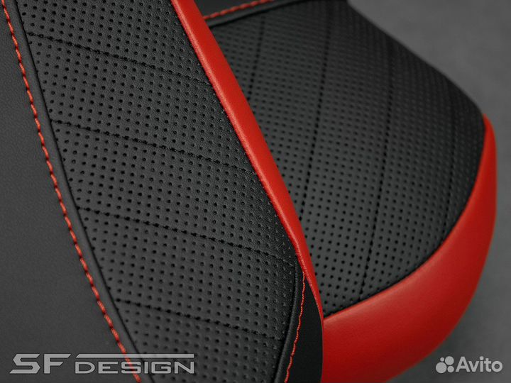 Сиденье для Kawasaki Z900 Red Lines Black Route