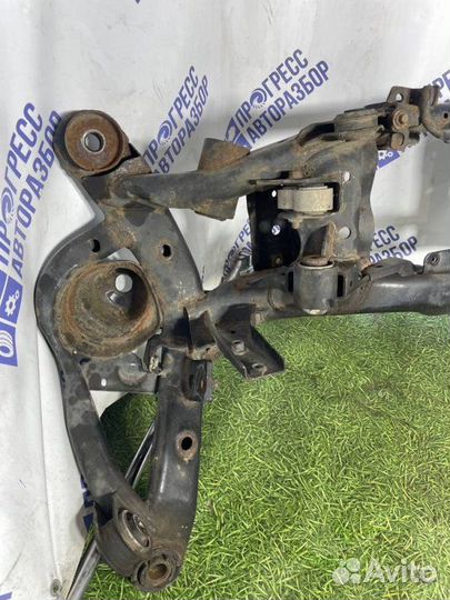 Подрамник задний Volvo Xc 90 кроссовер 2.5 B5254T2