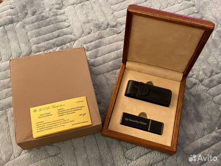 Подарочный набор из обсидиана новый