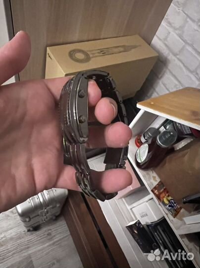 Часы со светодиодным дисплеем, цифровые часы