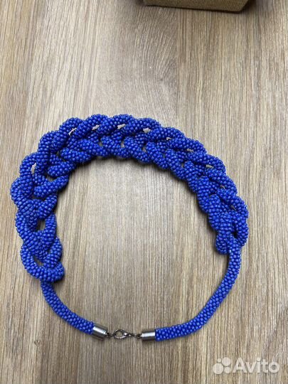 Лариат из бисера