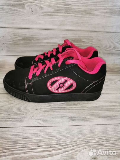 Роликовые кроссовки Heelys