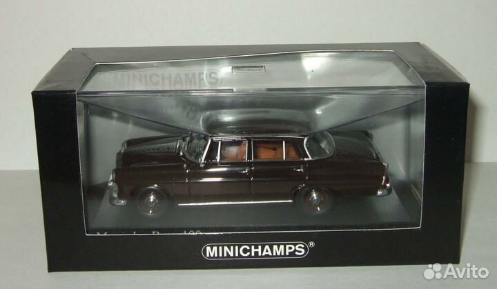 Мерседес Mercedes 190 W110 1961 Minichamps 1:43