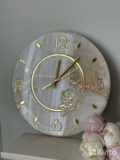 Часы из эпоксидной смолы