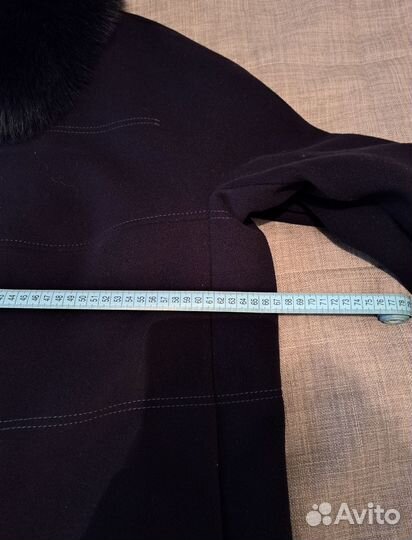 Пальто шерстяное с мехом