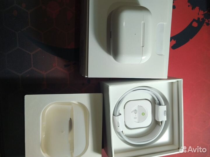 Наушники Airpods pro