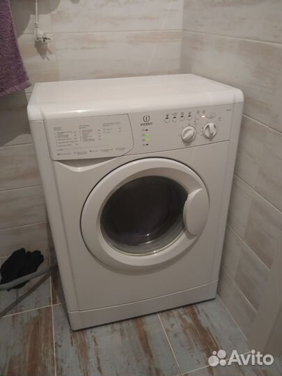 Стиральная машина indesit