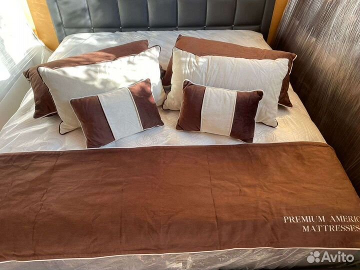 Императорский декоративный комплект подушек+покрыв