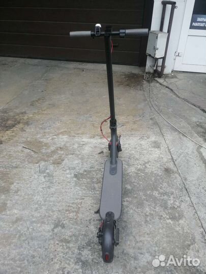 Электросамокат Xiaomi Mijia m365