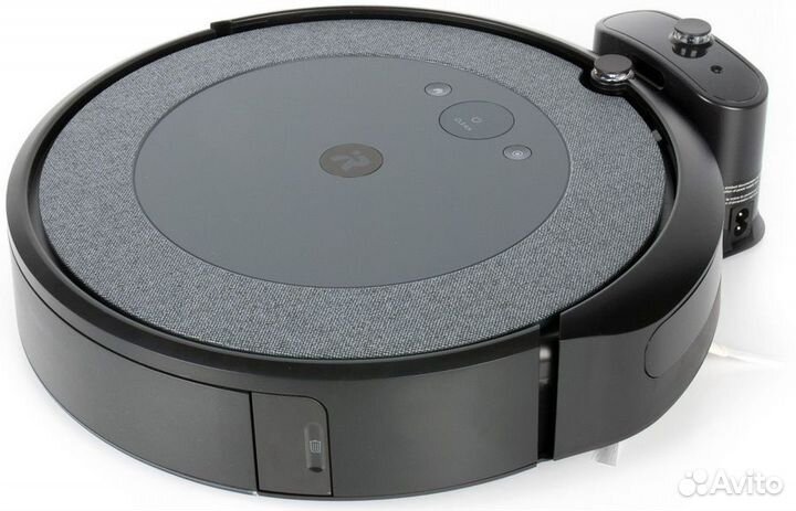 Робот-пылесос iRobot Roomba i3 Новый
