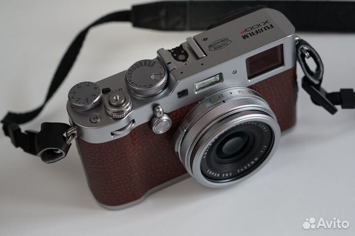 Fujifilm x100f brown