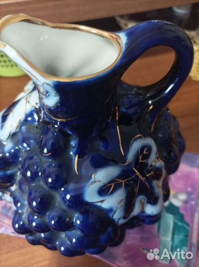 Кувшин фарфоровый Лфз-1литр винограднаялоза