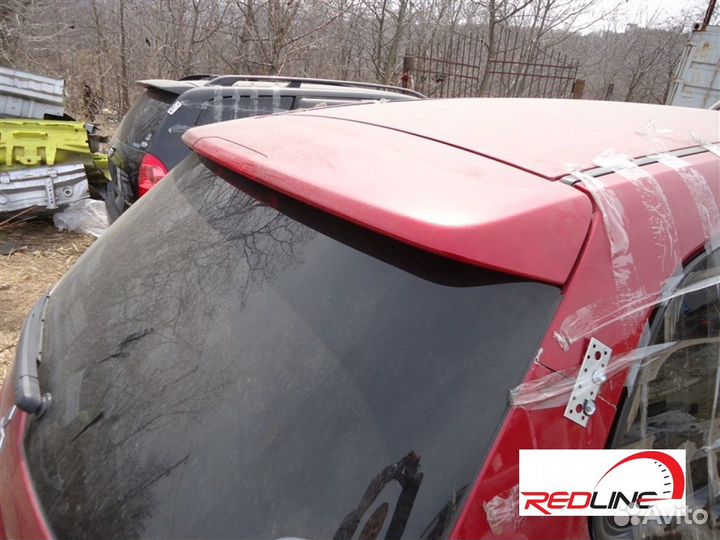 Крышка багажника Mitsubishi Colt Plus Z23 красная