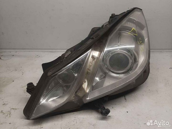 Фара передняя левая Mercedes W207