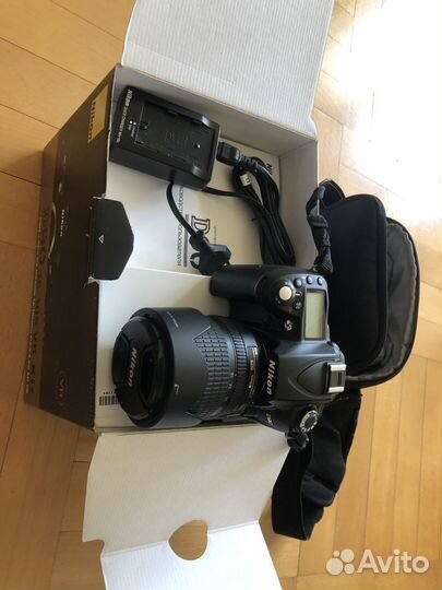 Зеркальный фотоаппарат Nikon D90 18-105 VR kit