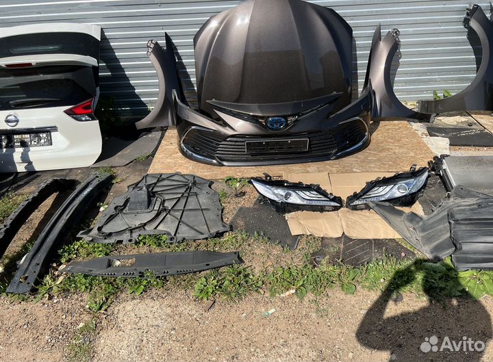 Капот бампер фара Toyota Camry V70 Тойота Камри 70