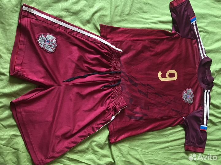 Тренировочный костюм