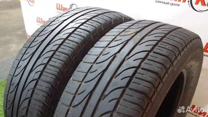 GT Radial Champiro 128 235/60 R16