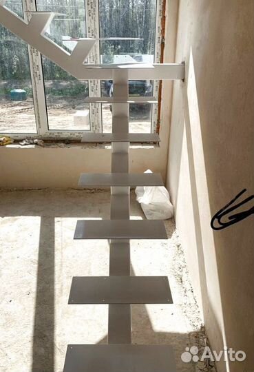 Перила деревянные с монтажем