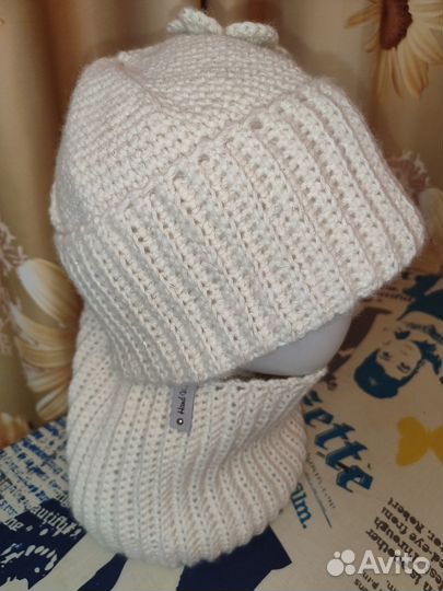Шапочка весенняя. Комплект р. 50-54 и 56-58 р