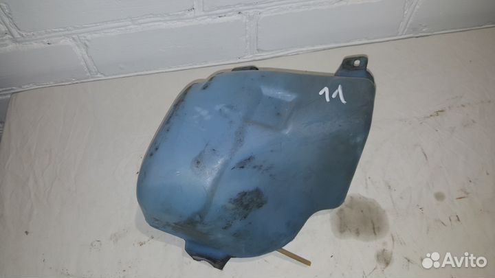 Бачок омывателя Фольксваген Венто