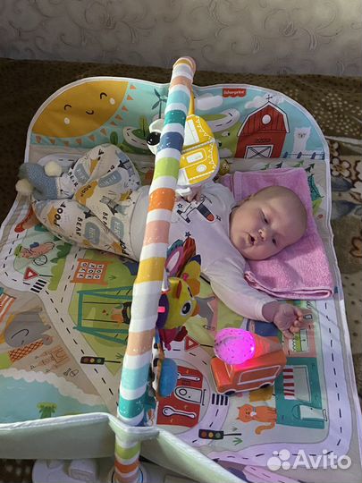 Развивающий коврик fisher price