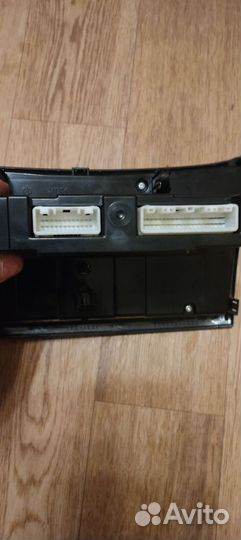 Блок управления климатом контроля тойота Noah