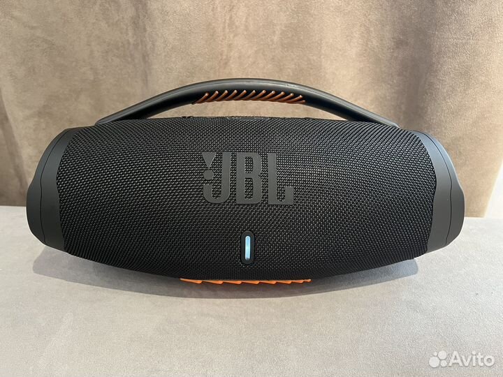 Колонка JBL boomsbox 3 со светящимися динамиками