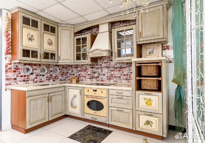 Кухонный гарнитур под заказ